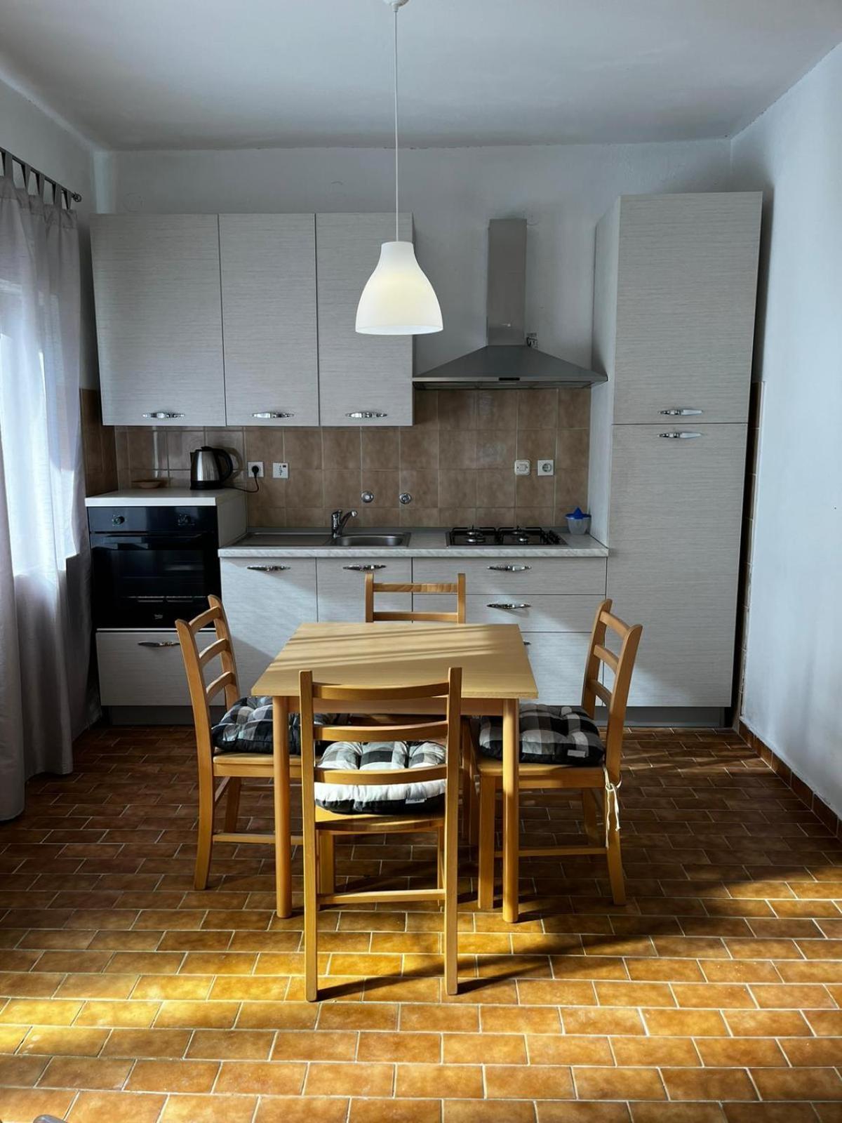 Apartmani Branko Vojnovic Омиш Номер фото